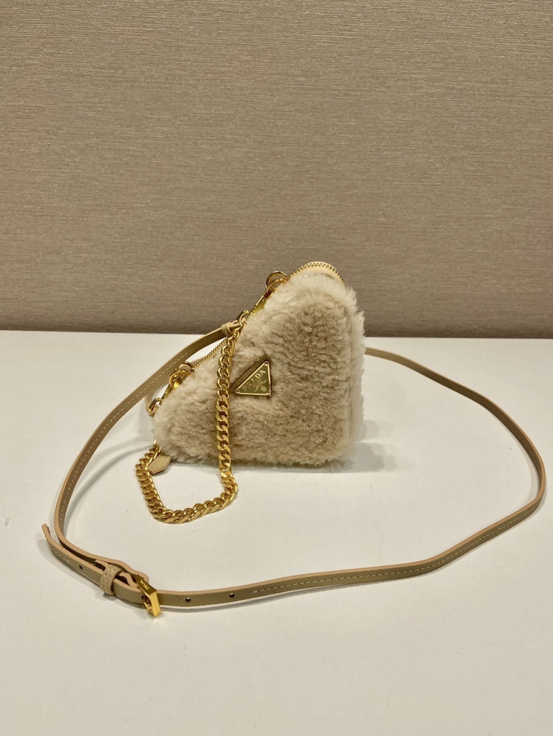Pra*a triangle pouch